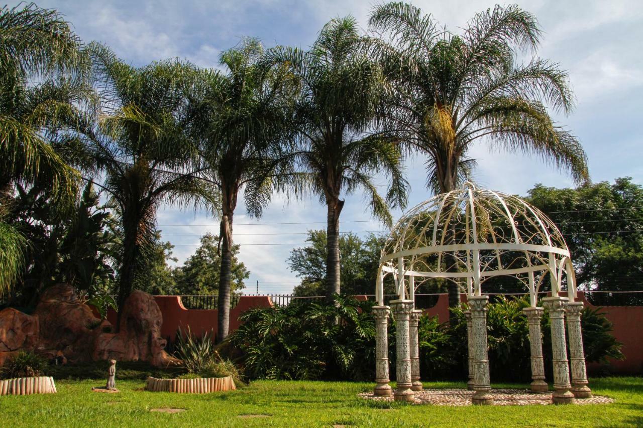 El Gran Chaparral Guest House Pretoria-Noord Exterior foto